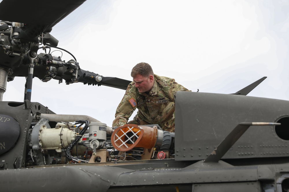 PA Army National Guard, 28th Combat Aviation Brigade prepares for flight a training exercise