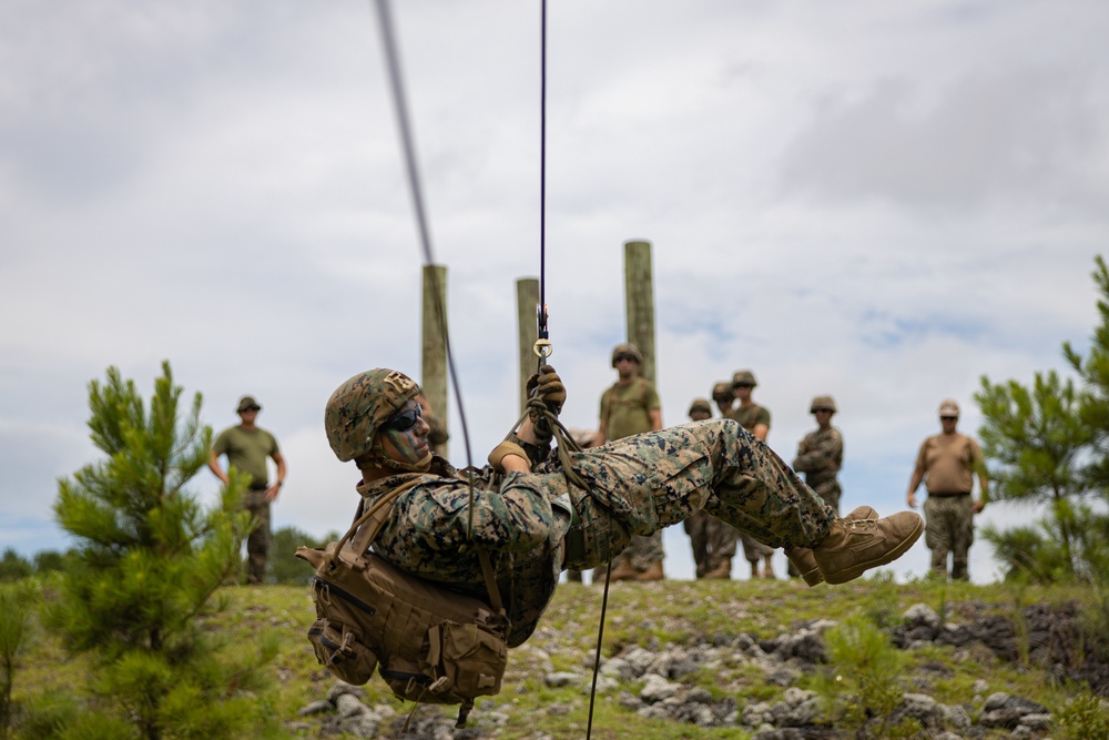 8th Engineer Support Battalion constructs rope bridges alongside Seabees during Summer Pioneer 22 (Day 4)