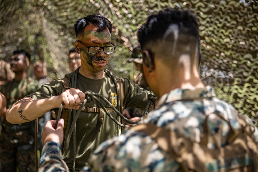 8th Engineer Support Battalion constructs rope bridges alongside Seabees during Summer Pioneer 22 (Day 4)