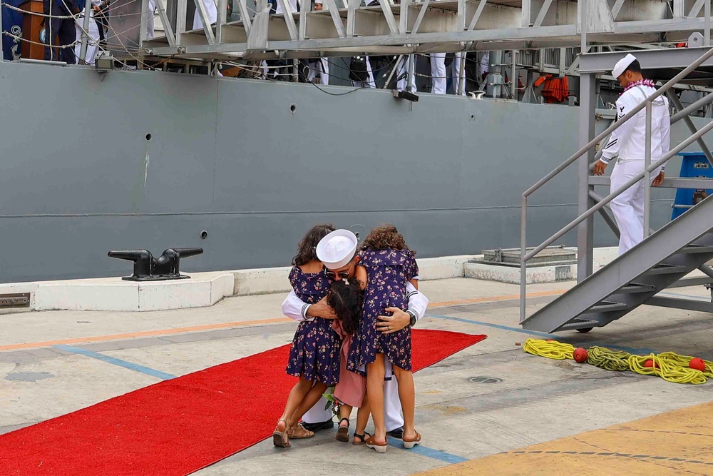 Homecoming, USS Port Royal, Joint Base Pearl Harbor-Hickam, MIDPAC