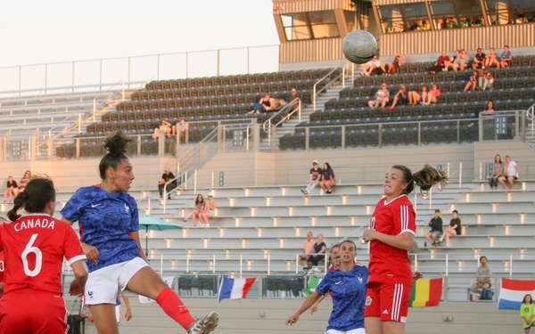 France overpowers Canada 3-0