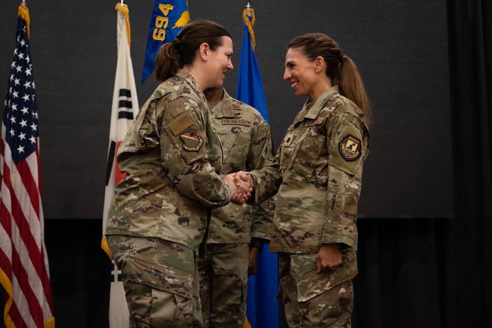 303rd IS assumption of command