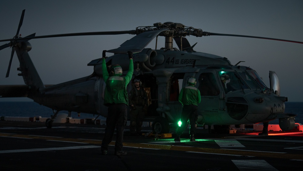 Kearsarge Conducts Operations in the Atlantic Ocean