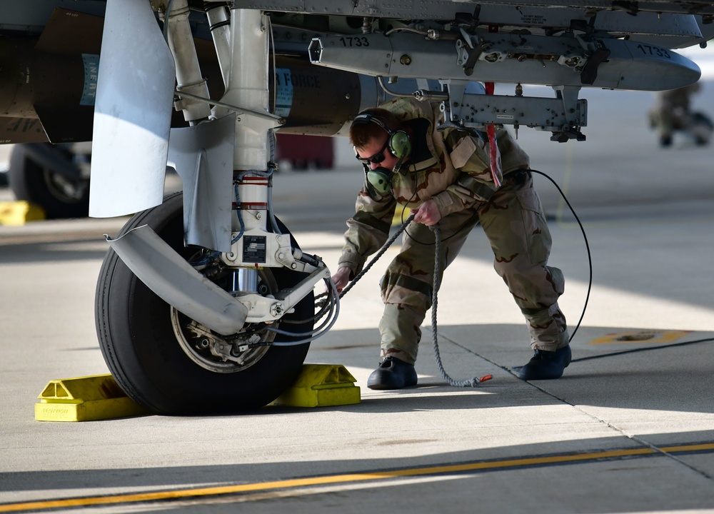 122nd Fighter Wing tests readiness during large scale exercise