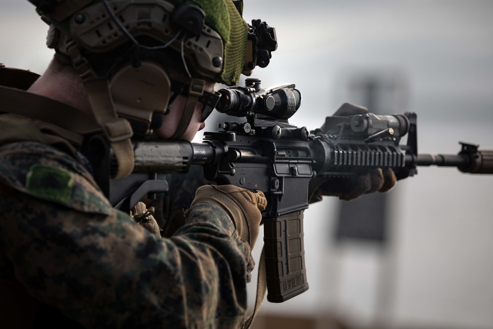 Kearsarge Conducts Operations in the Atlantic Ocean