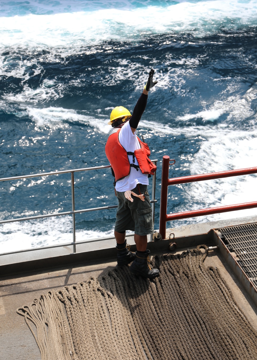 USNS Medgar Evers (T-AKE 13) Underway