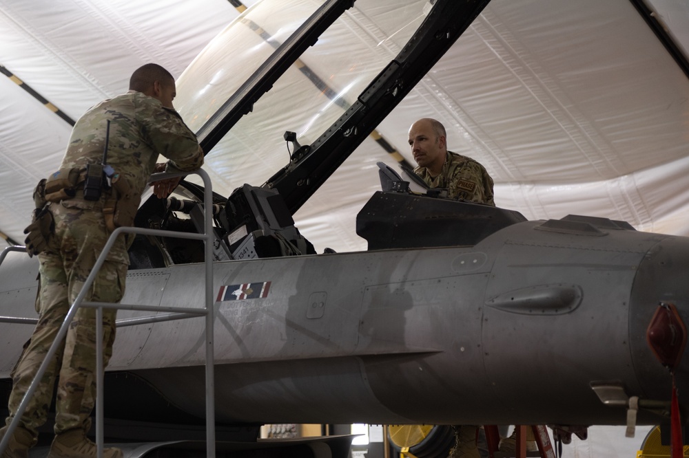 378th EMXS strengthen mission partnership with 378th AEW Airmen during F-16 tour