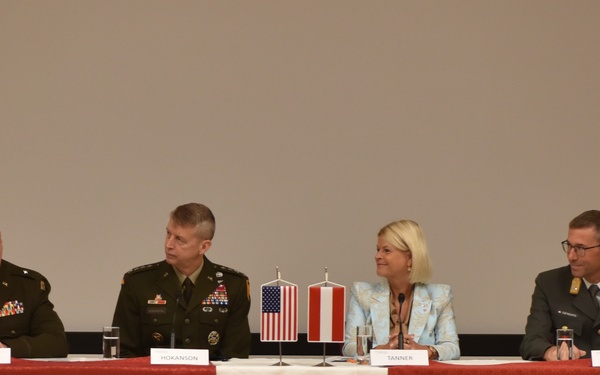 Vermont Adjutant General Speaks at Letter of Intent Signing