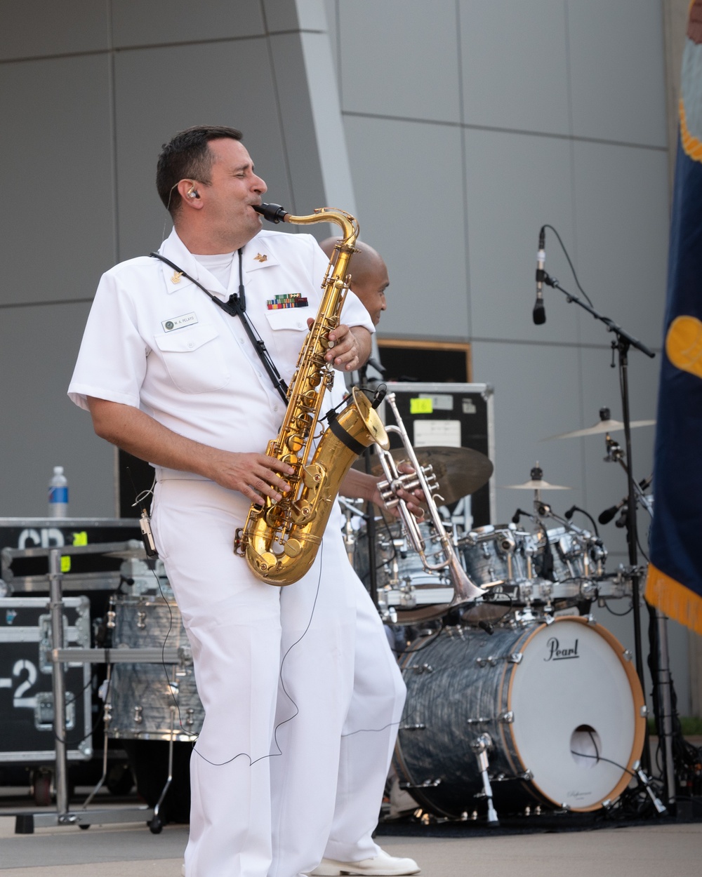 Cruisers Perform at National Museum of the Marine Corps