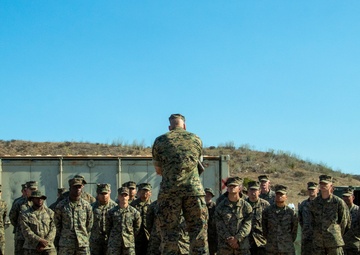 U.S. Marine Corps I Marine Expeditionary Force Col. Visits Marines