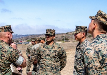 U.S. Marine Corps I Marine Expeditionary Force Col. Visits Marines