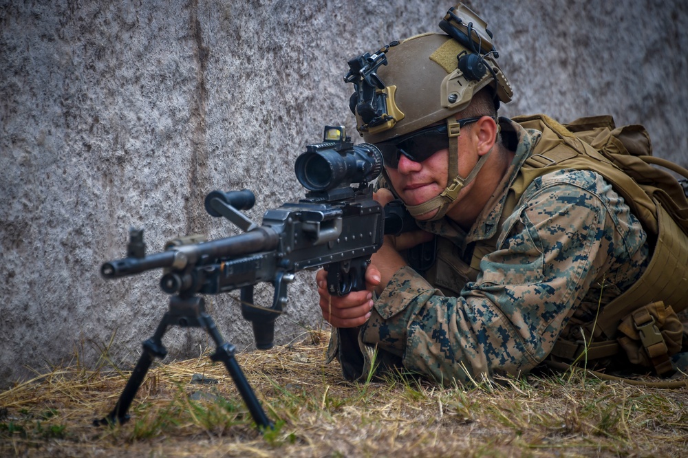 Malaysian Army and U.S. Marines Conduct Urban Warfare Exercise at RIMPAC 2022