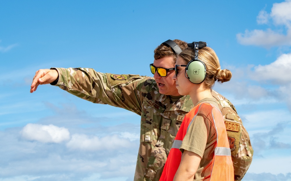 183rd Airlift Squadron, 172nd Maintenance Group Showcase Inherent Flexibility