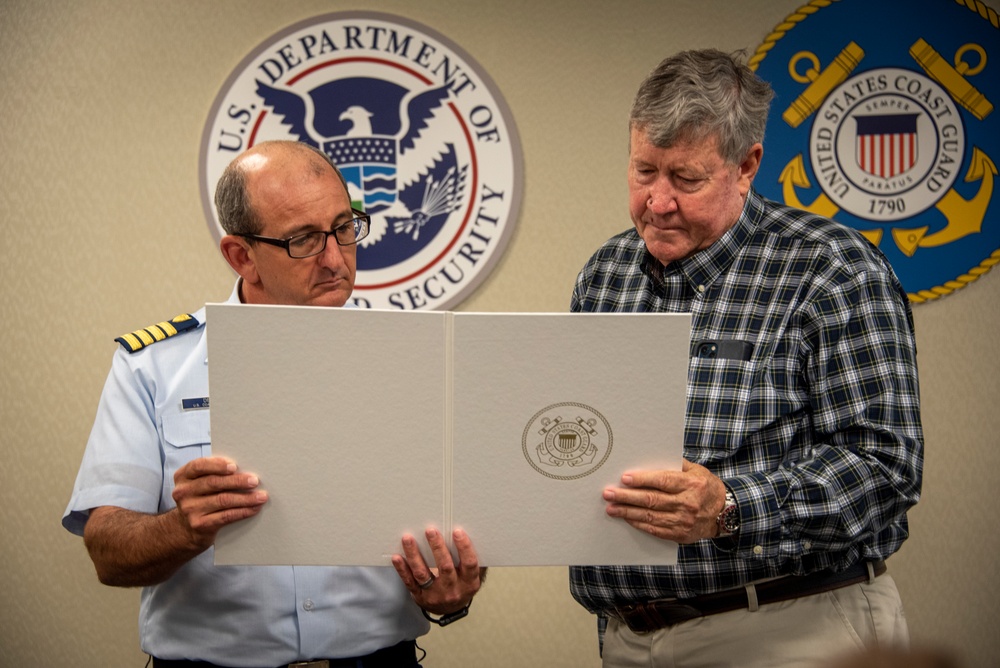 Coast Guard recognizes liquefied natural gas expert for supporting marine safety, homeland security