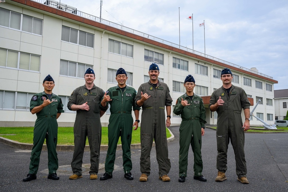 Hawaiian Raptors integrate with Koku-Jieitai