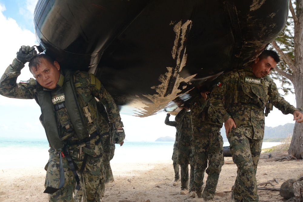 Amphibious Landing practice at RIMPAC 2022