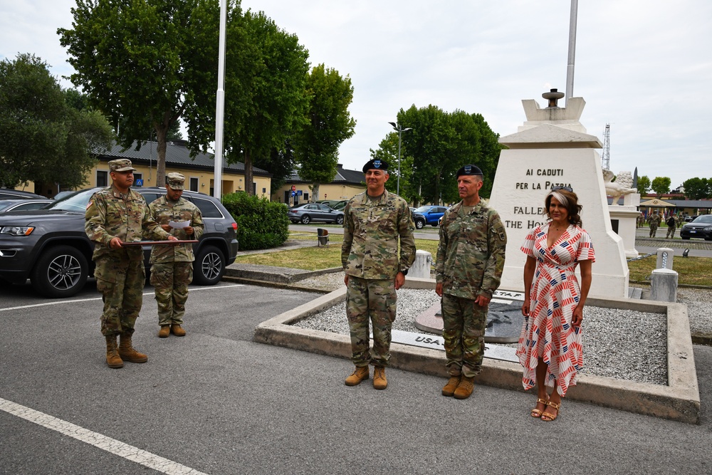 Award Ceremony Maj. Gen. Andrew M. Rohling