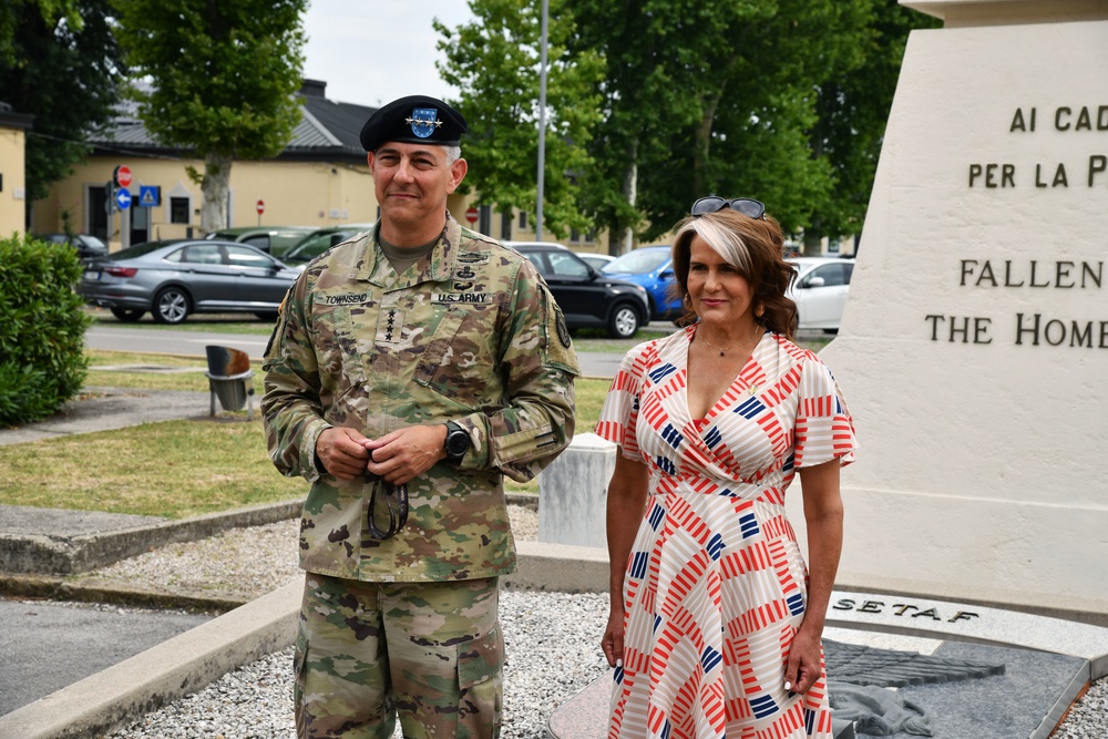 Award Ceremony Maj. Gen. Andrew M. Rohling