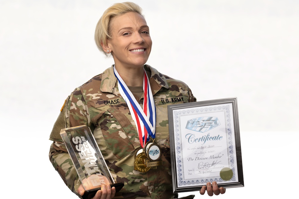 RI Recruiter Wins Fitness Competition and Pro Card