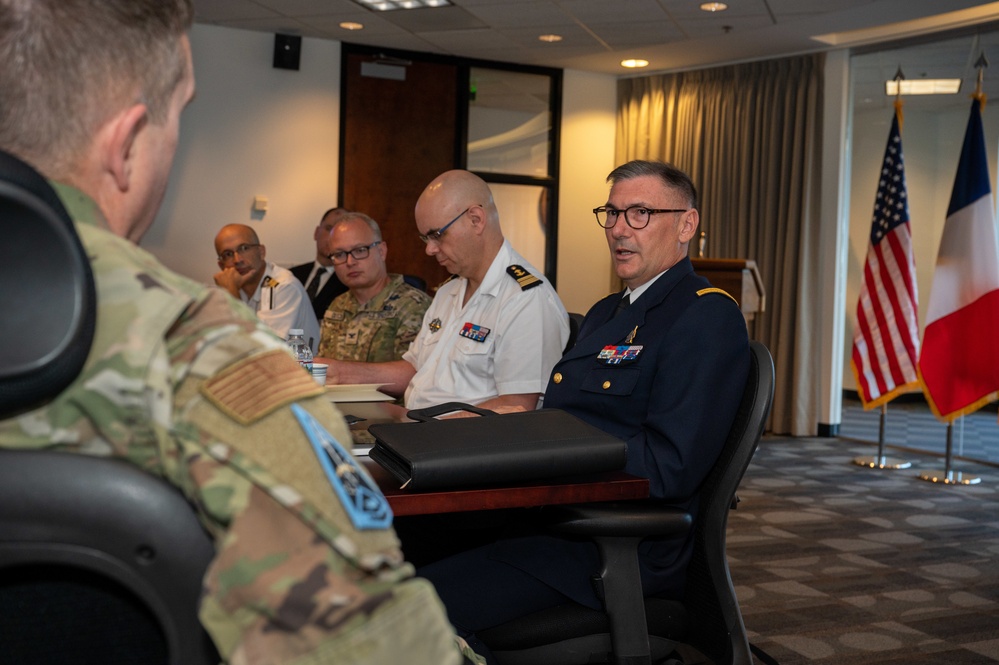 STARCOM Commander meets with the Deputy Commander of French Space Command