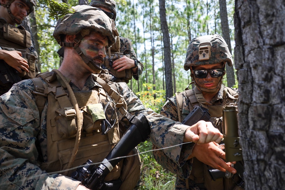 8th Engineer Support Battalion conducts patrols and fuel refills during Summer Pioneer 22 (Day 6)