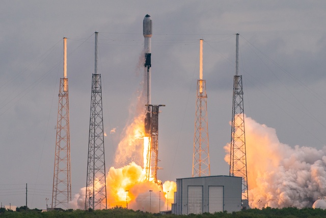 Starlink 4-22 Launch