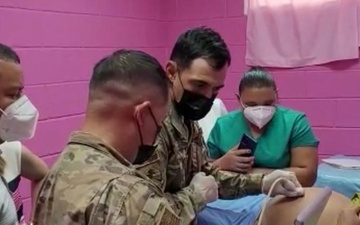 Resolute Sentinel medical personnel support ultrasound capabilities in rural Honduras