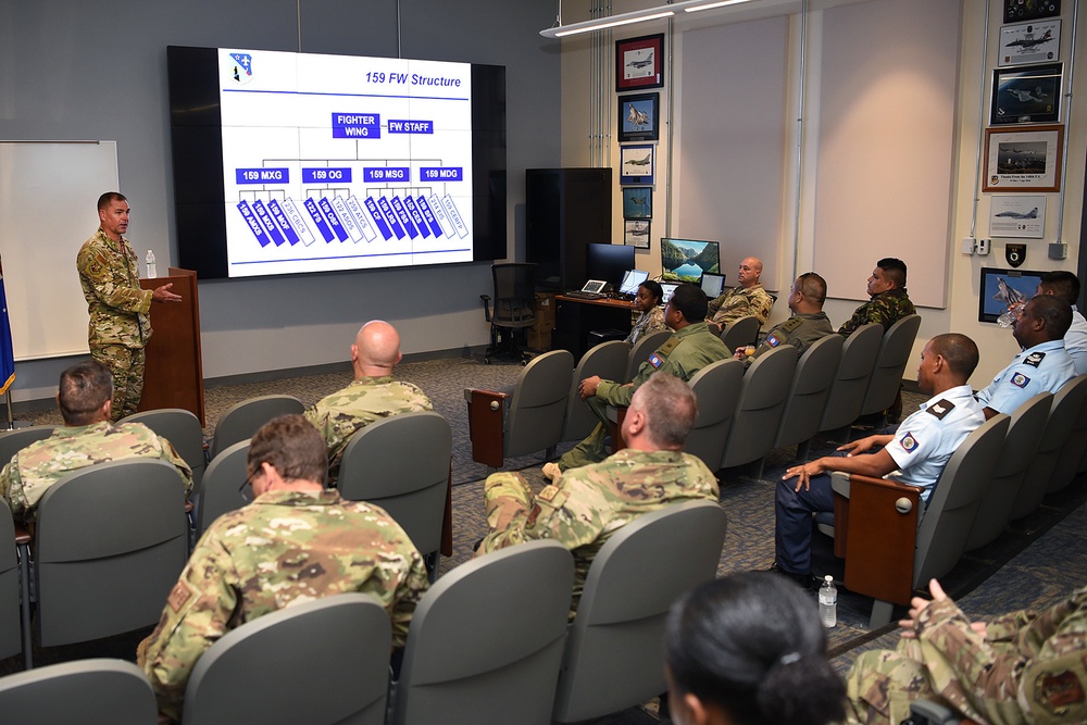 La. Guard hosts Belize Defence Force for aviation training