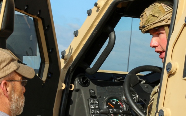 USACAPOC Soldiers Train with JLTV