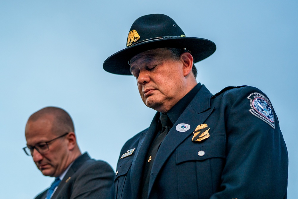 Coast Guard commandant attends 34th Annual Candlelight Vigil