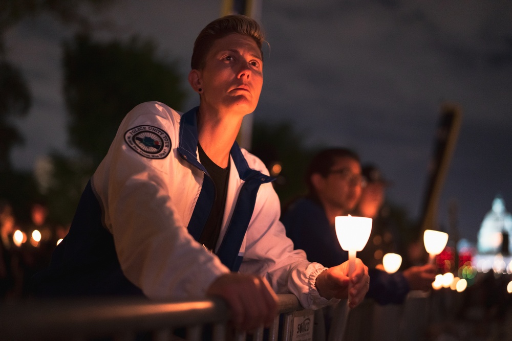 Coast Guard commandant attends 34th Annual Candlelight Vigil