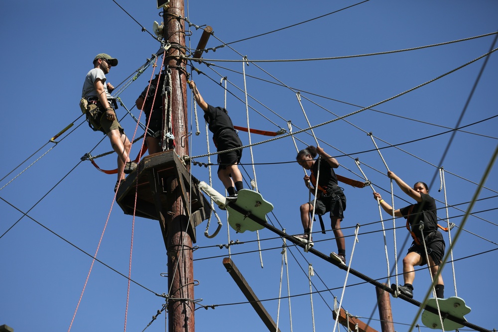 Sunburst Class 30 Learns the Ropes During Obstacle Challenge