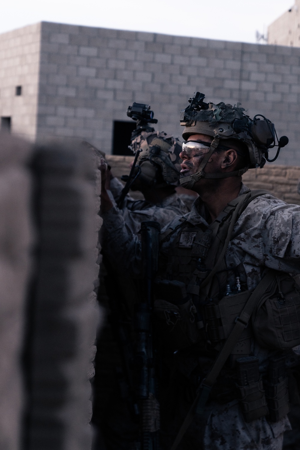 Marines conduct urban terrain combat training during MWX 3-22