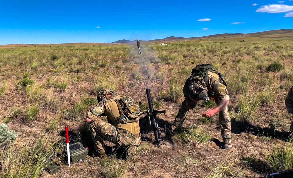 Green Berets with 1st SFG (A) conduct heavy weapons training