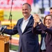 Oregon Governor and Second Gentleman of US interact with crowd at World Track and Field Championships