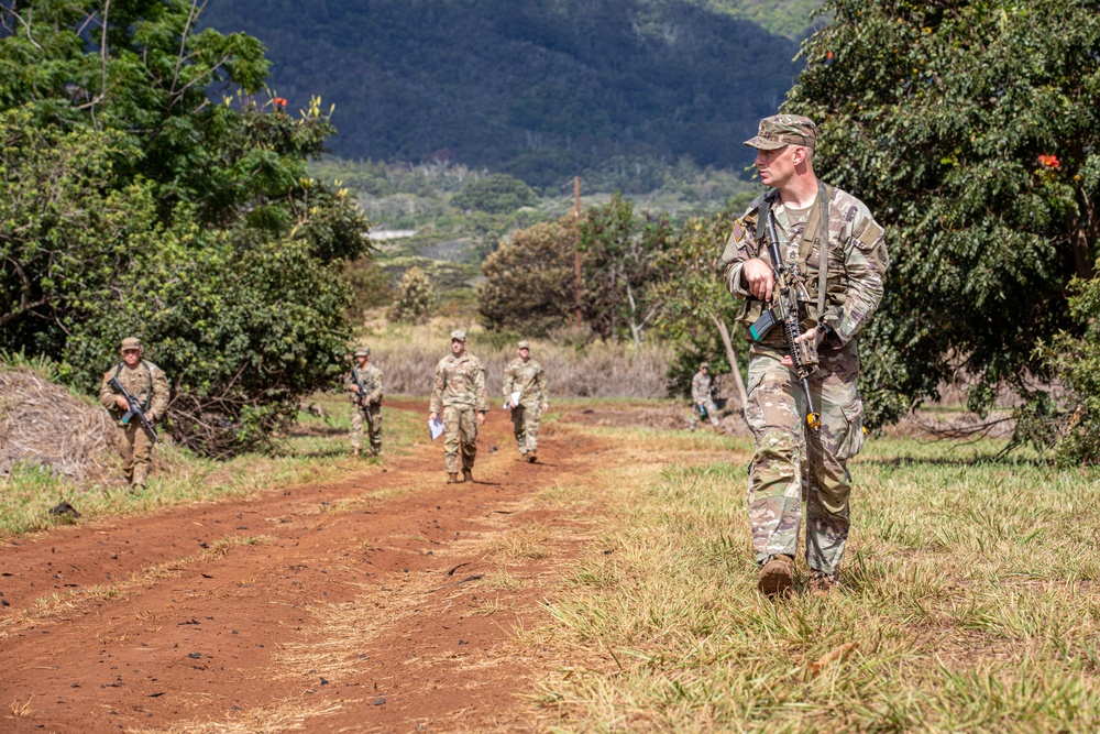 USARPAC Best Squad Competition 2022: Hawaii, Soldier conducts Squad Lane