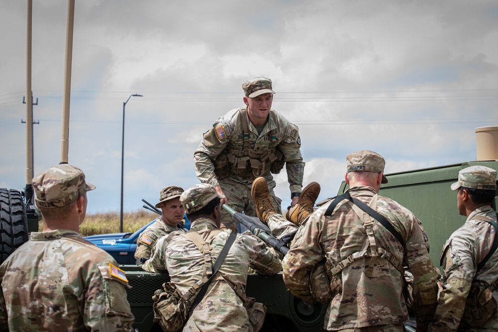 USARPAC Best Squad Competition 2022: Hawaii, Soldier conducts Squad Lane