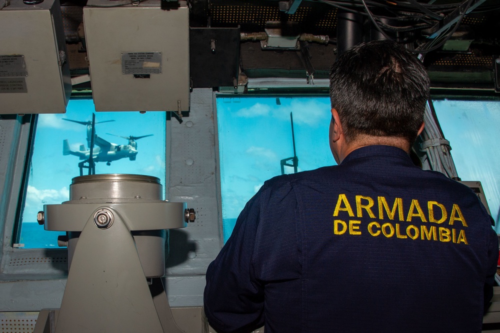 USS Essex Hosts Colombian and Israeli Navy Distinguished Visitors During RIMPAC 2022