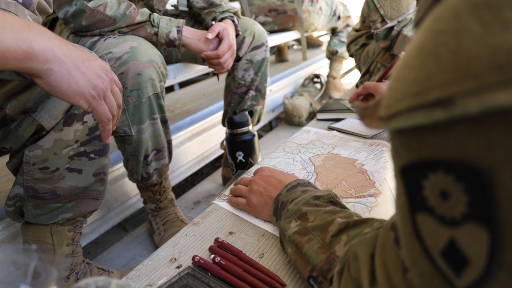 579th EN BN HHC Soldiers conduct Land Nav training