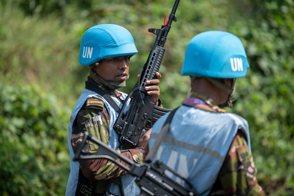 Bangladesh Soldiers Checkpoint Training