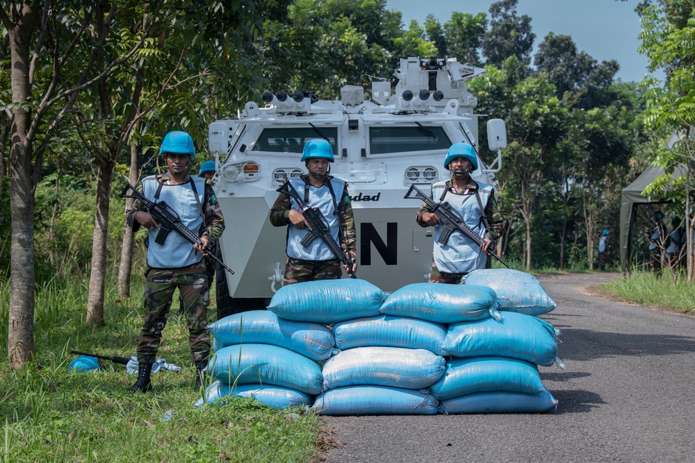 Bangladesh Soldiers Checkpoint Training