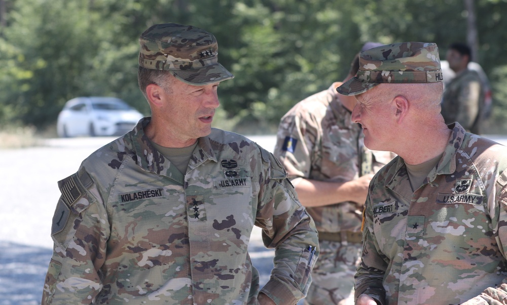 V Corps CG observes combined live-fire demo