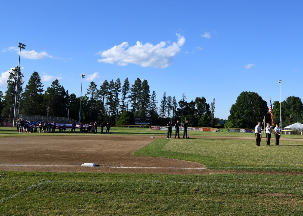 Starfire's host military appreciation night