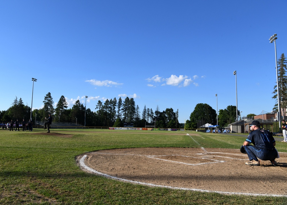 Starfire's host military appreciation night
