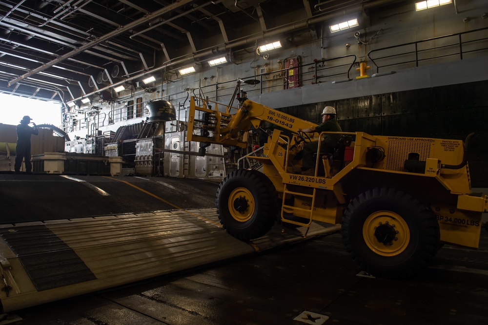 LCAC Operations Aboard USS New Orleans July 20, 2022