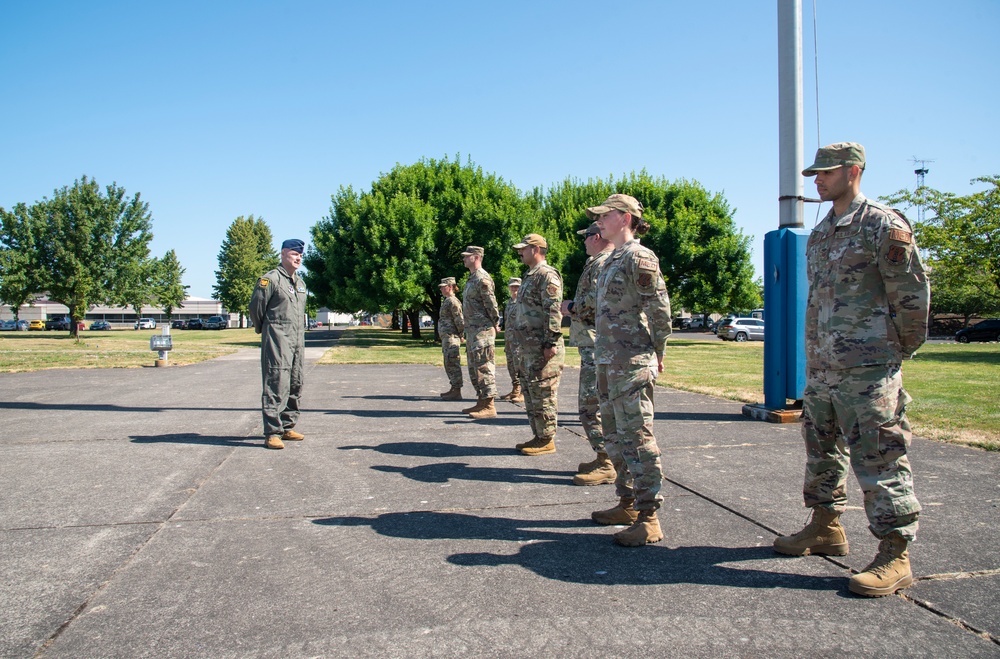 Deputy Director of the Air National Guard, Maj. Gen. Duke Pirak visits ORANG's 142nd Wing