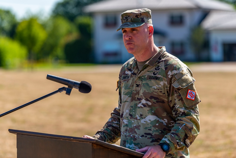 102d Signal Battalion Change of Command