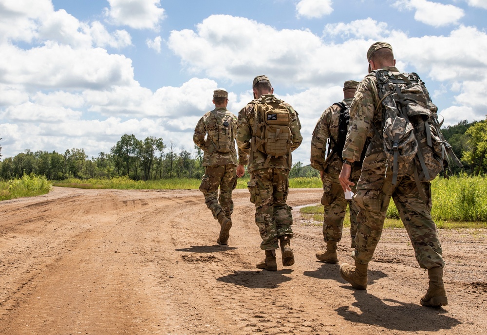 National Guard Soldiers Complete Land Navigation Course