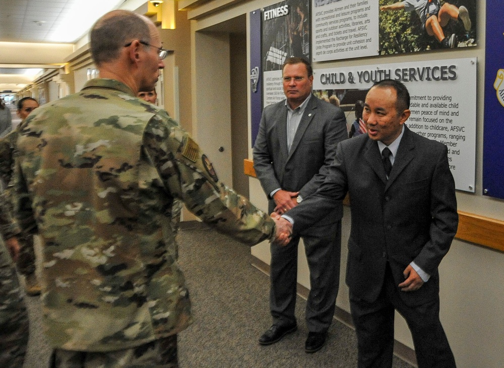 Gen. Duke K. Richardson visits AFIMSC