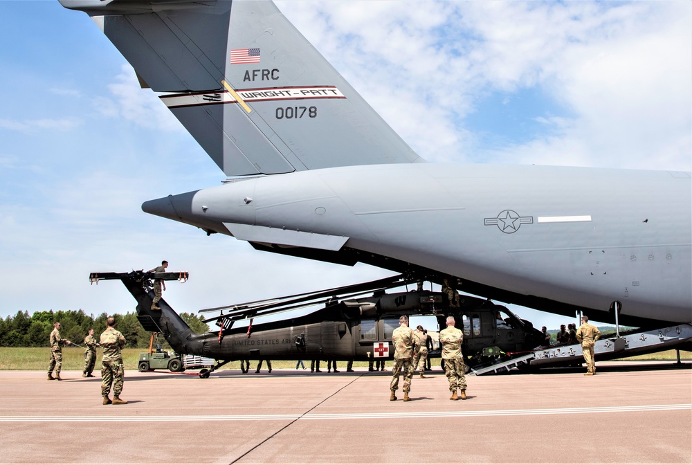 Airmen, Soldiers combine for training ops at Sparta-Fort McCoy Airport